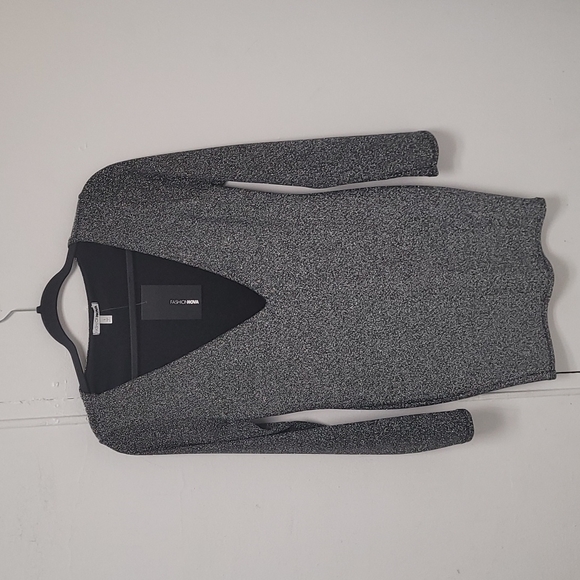 Dress - Picture 1 of 1